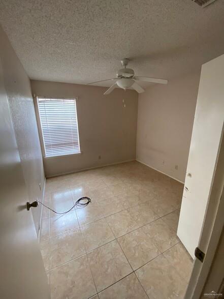 2113 East 29th Street Mission, TX 78574 - Photo 11 of 16