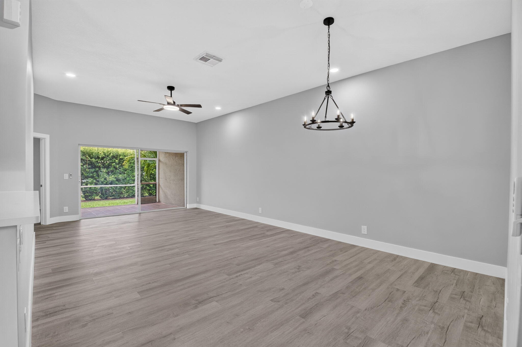 8410 Vía Serena Boca Raton, FL 33433 - Photo 6 of 40 8-web-or-mls-DSC_1810
