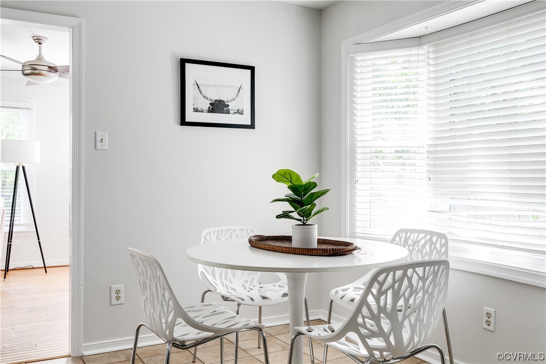 6007 Mill Spring Court Midlothian, VA 23112 - Photo 12 of 37 a dining room with furniture and window