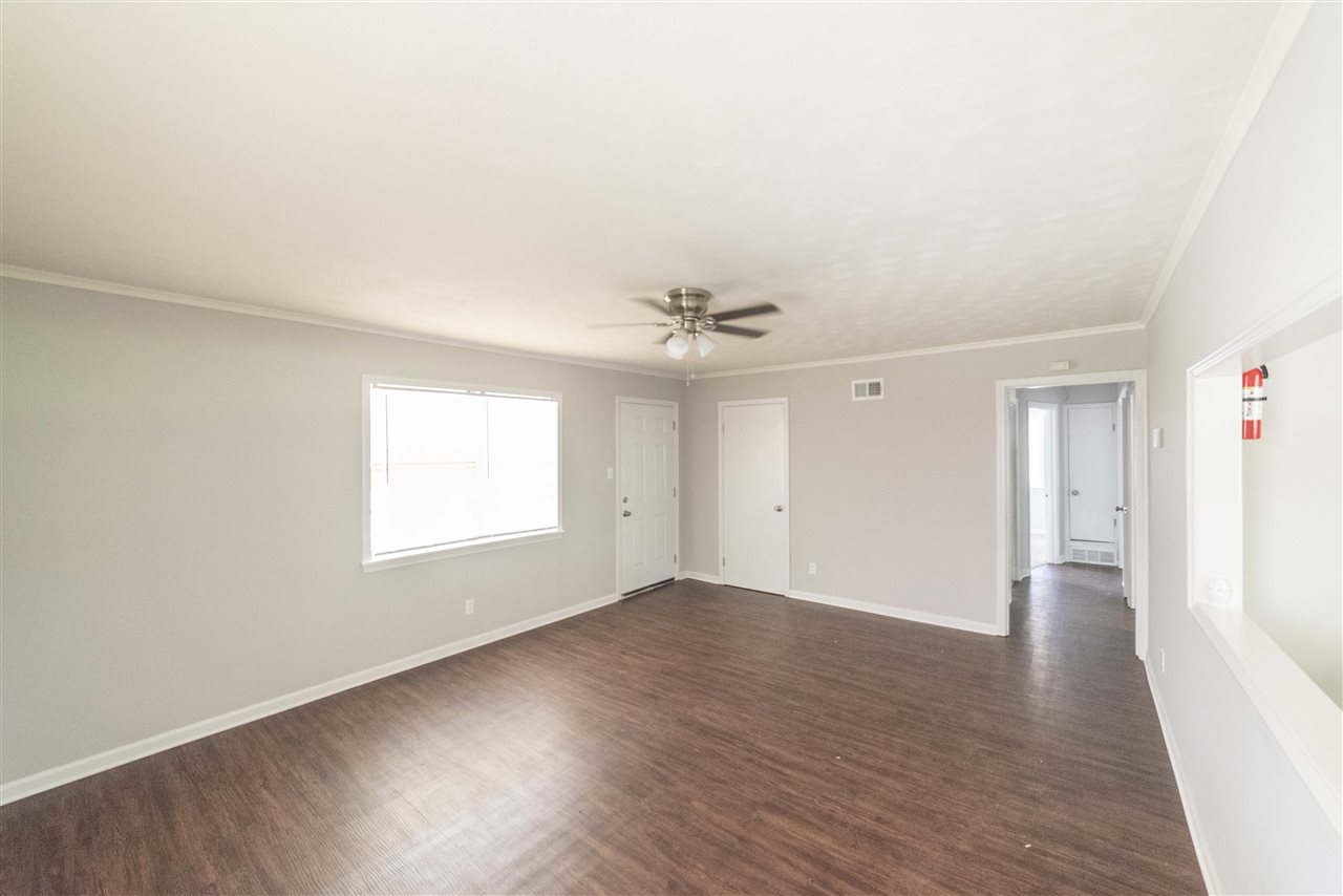 3173 Christine Road Memphis, TN 38118 - Photo 5 of 12 Gallery Image 5
