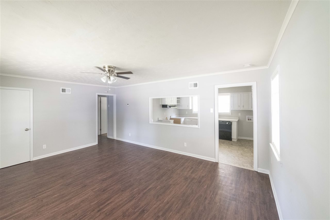 3173 Christine Road Memphis, TN 38118 - Photo 6 of 12 Gallery Image 6