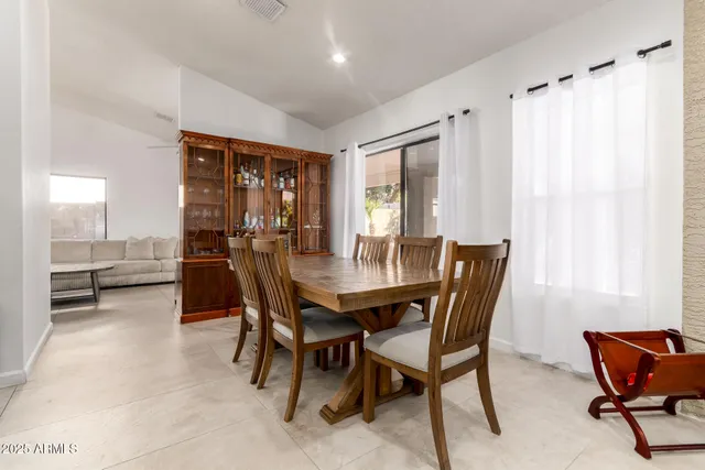 $624,999 | 13613 South 37th Street, Phoenix, AZ 85044