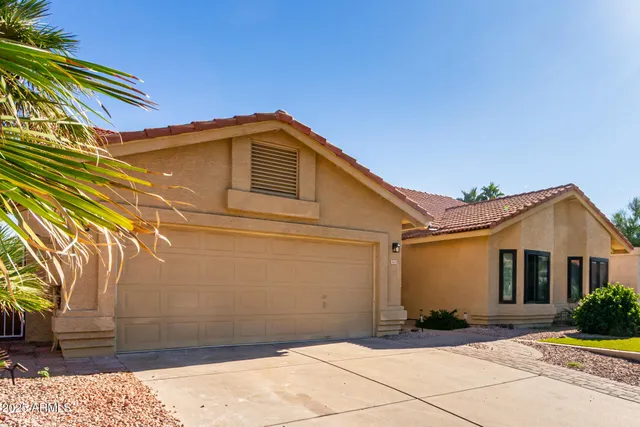 $624,999 | 13613 South 37th Street, Phoenix, AZ 85044
