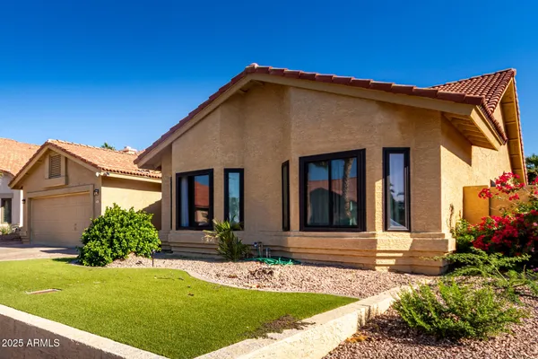 $605,000 | 13613 South 37th Street, Phoenix, AZ 85044