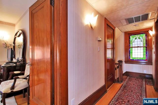 333 Henry Street Hasbrouck Heights, NJ 07604 - Photo 12 of 27