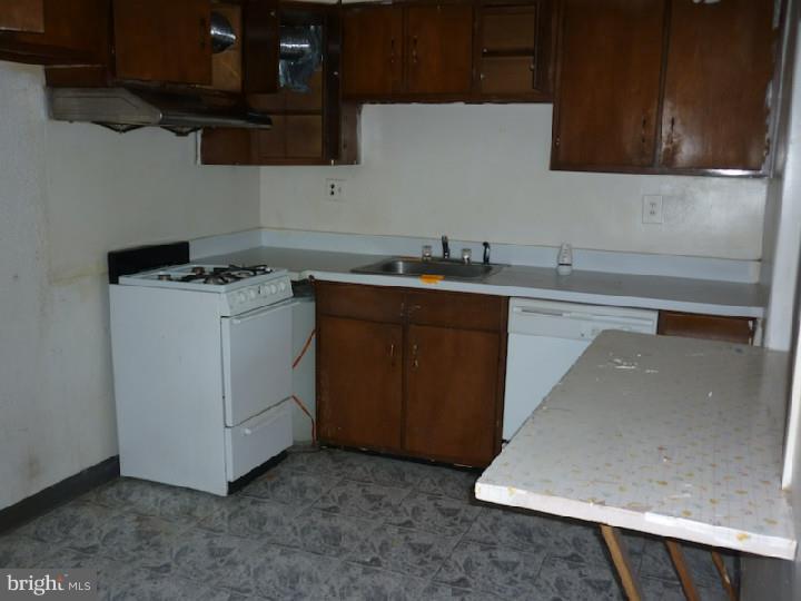 6801 Rutland Street Philadelphia, PA 19149 - Photo 4 of 25 Gallery Image 4
