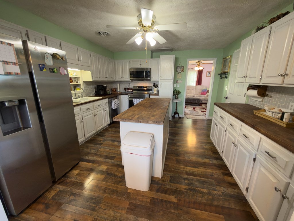 7038 Pipers Gap Road Galax, VA 24333 - Photo 20 of 76 Gallery Image 20