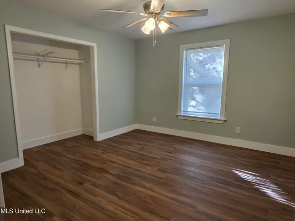 $1,650 | 412 Robert Street, Waveland, MS 39576