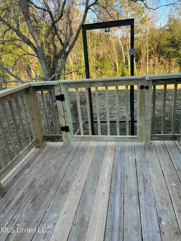 $1,950 | 412 Robert Street, Waveland, MS 39576