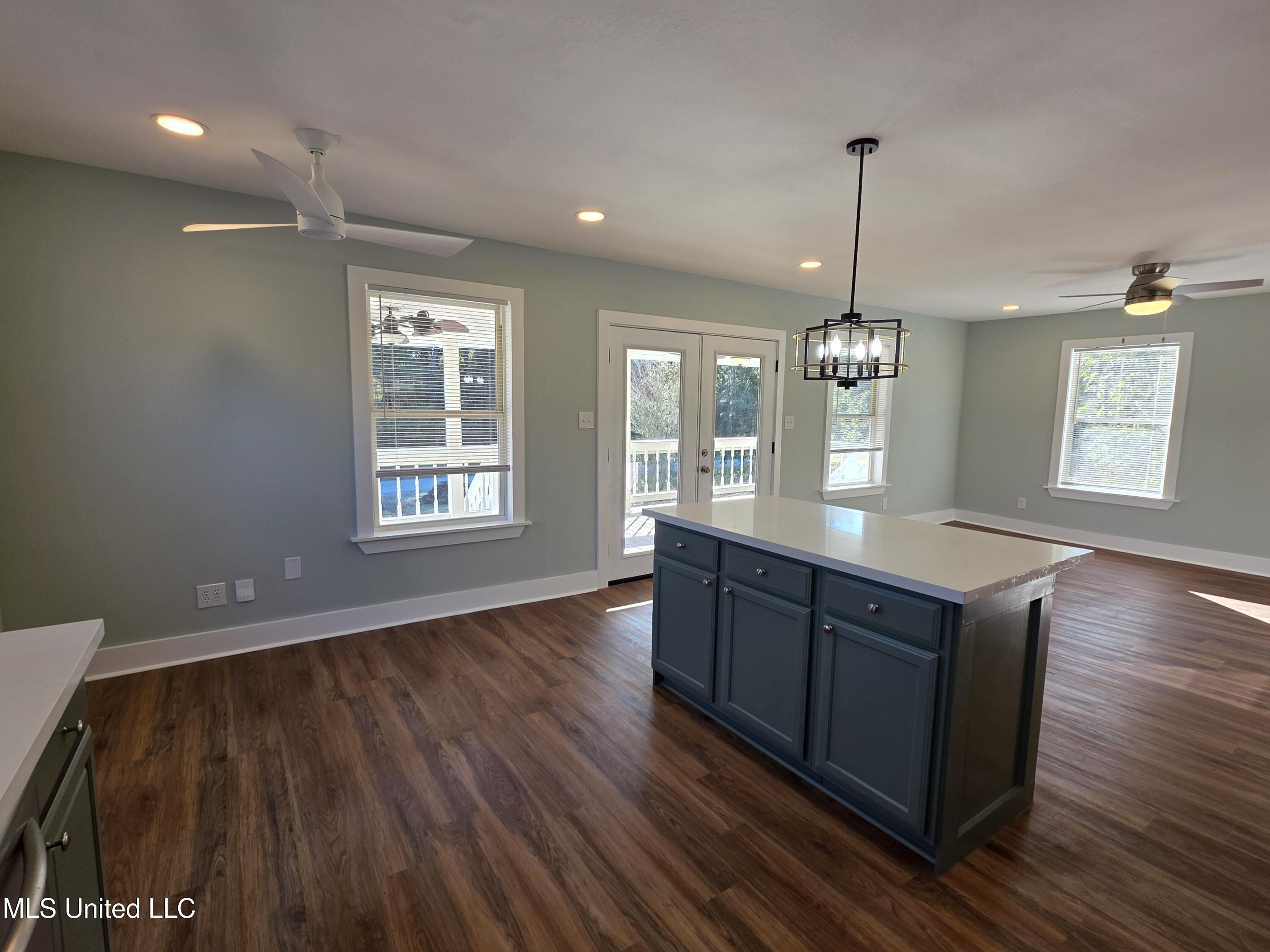 412 Robert Street Waveland, MS 39576 - Photo 8 of 22 1000011366