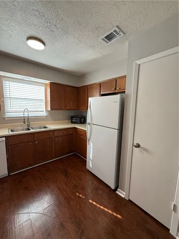 $1,100 | 922 Spring Loop, Unit C, College Station, TX 77840