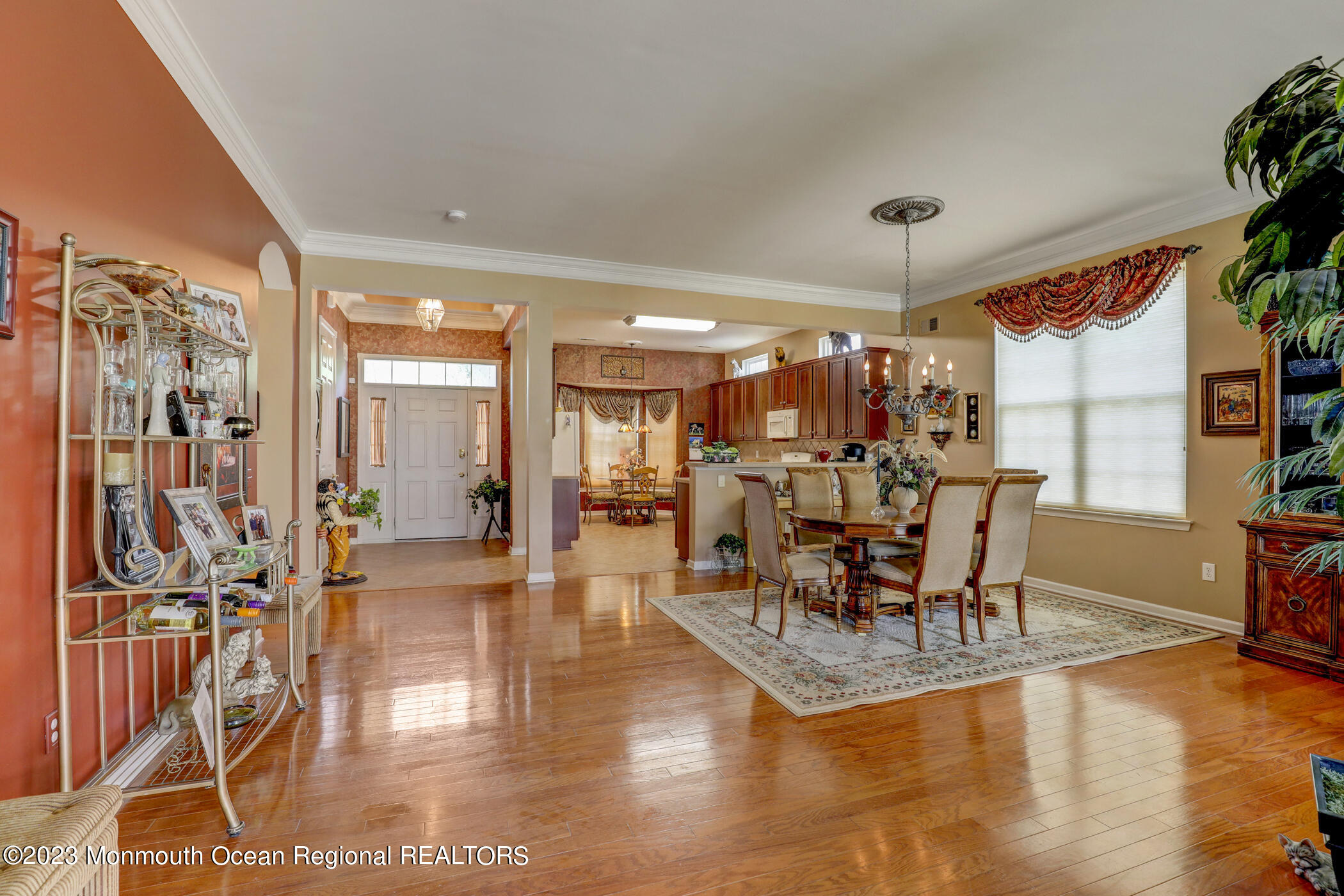 16 Muirfield Road Jackson, NJ 08527 - Photo 14 of 39 14 - Dining Room