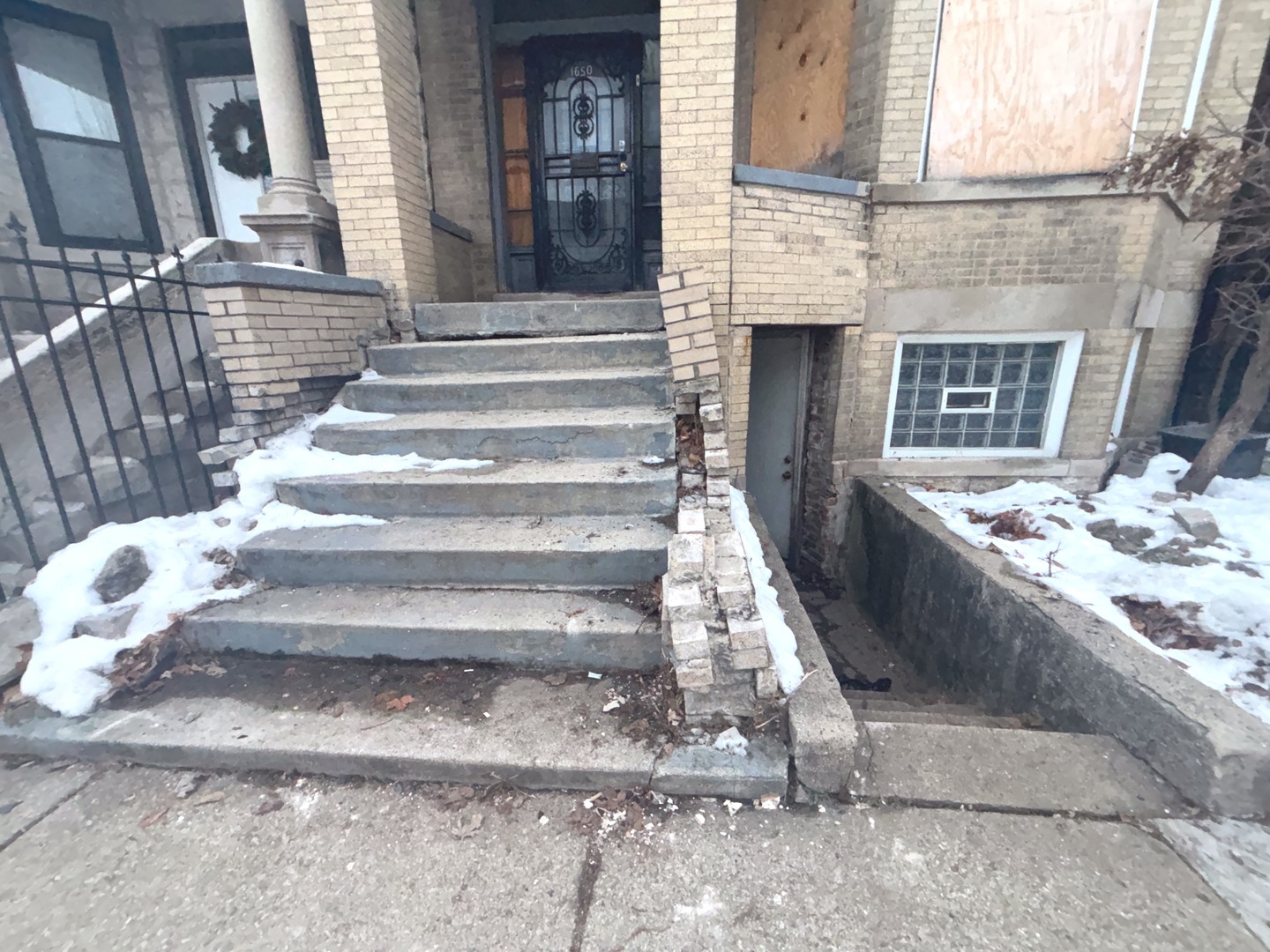 1650 South Ridgeway Avenue Chicago, IL 60623 - Photo 18 of 18 a view of entryway and hall