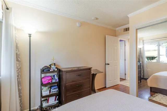 $400,000 | 10636 Woodley Avenue, Unit 54, Granada Hills, CA 91344