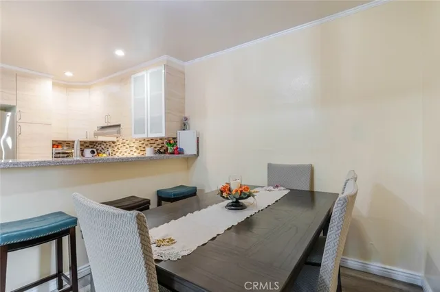 $400,000 | 10636 Woodley Avenue, Unit 54, Granada Hills, CA 91344