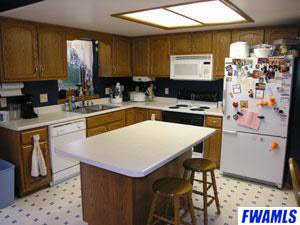 8231 Yoder Road Yoder, IN 46798 - Photo 9 of 20