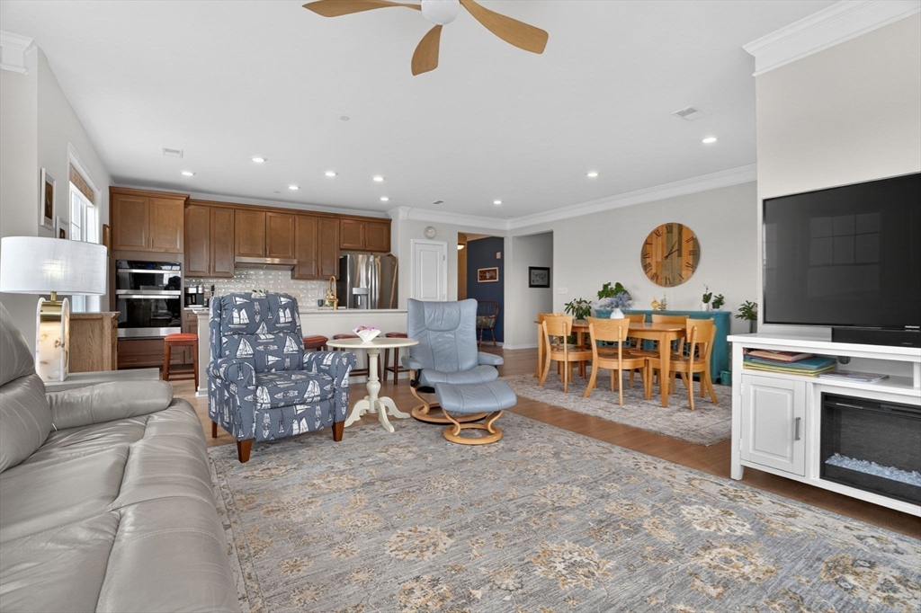 1 Codman Way, Unit 312 Westborough, MA 01581 - Photo 9 of 37