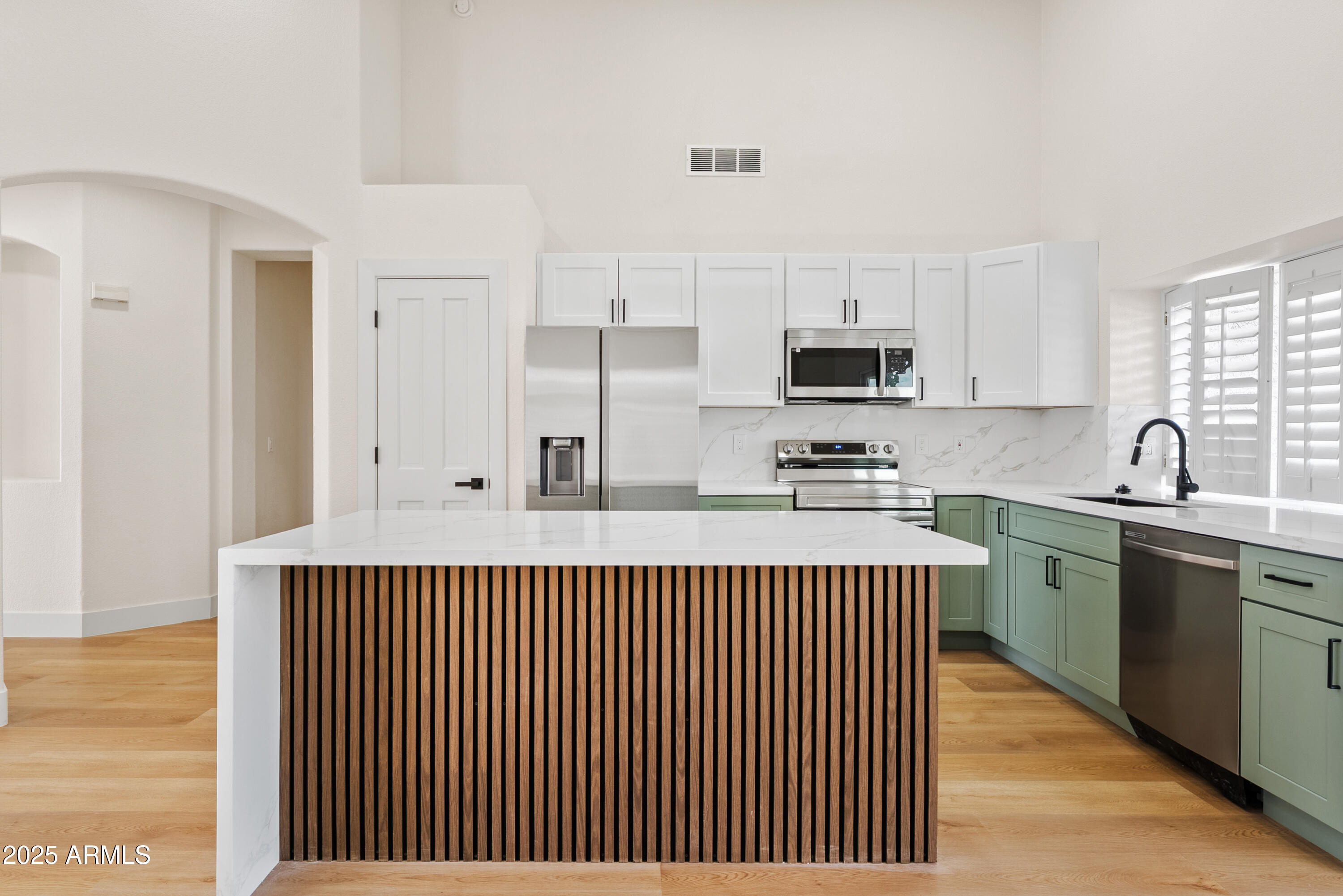 386 West Pecan Place Tempe, AZ 85284 - Photo 2 of 24 07-DSC01749