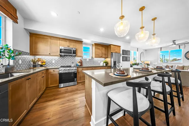 $819,900 | 2870 Via Dolomito Camarillo Ca, Camarillo, CA 93012