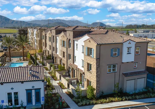 $819,900 | 2870 Via Dolomito Camarillo Ca, Camarillo, CA 93012