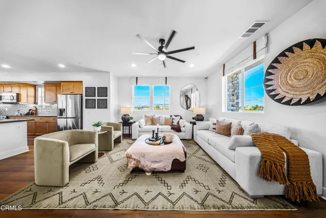 $819,900 | 2870 Via Dolomito Camarillo Ca, Camarillo, CA 93012