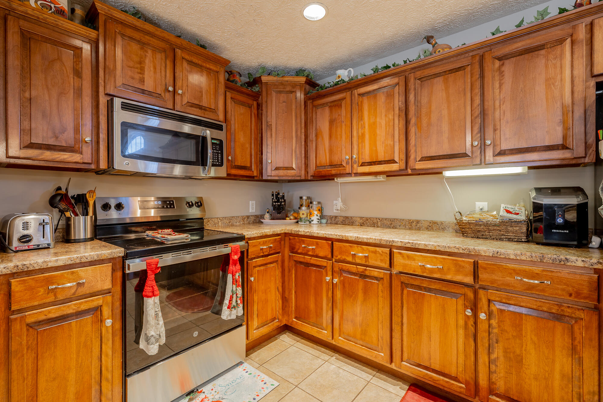 7229 Condra Drive Harrison, TN 37341 - Photo 3 of 54 7229 Condra Drive HD-18