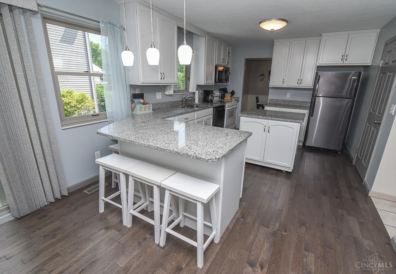 8160 Forest Road Cincinnati, OH 45255 - Photo 8 of 44