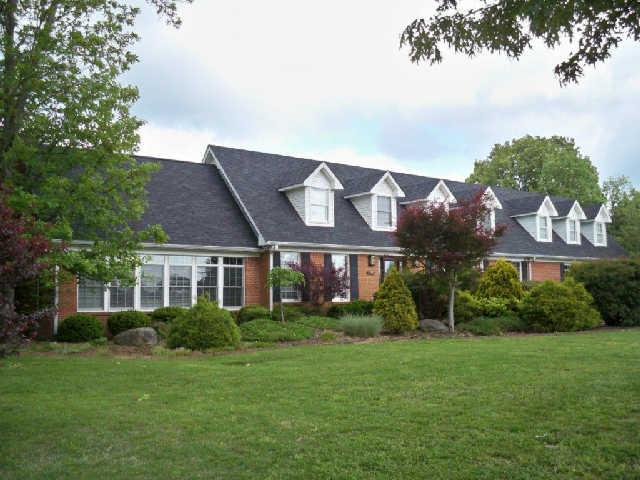 135 Sullivan Road Dickson, TN 37055 - Photo 1 of 20 Gallery Image 1