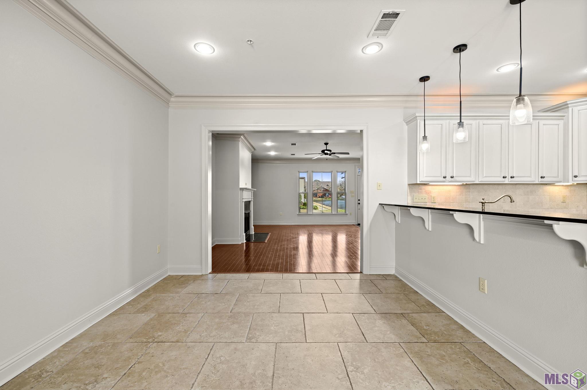 14155 Highway 73, Unit 30 Prairieville, LA 70769 - Photo 9 of 27 Dining Room