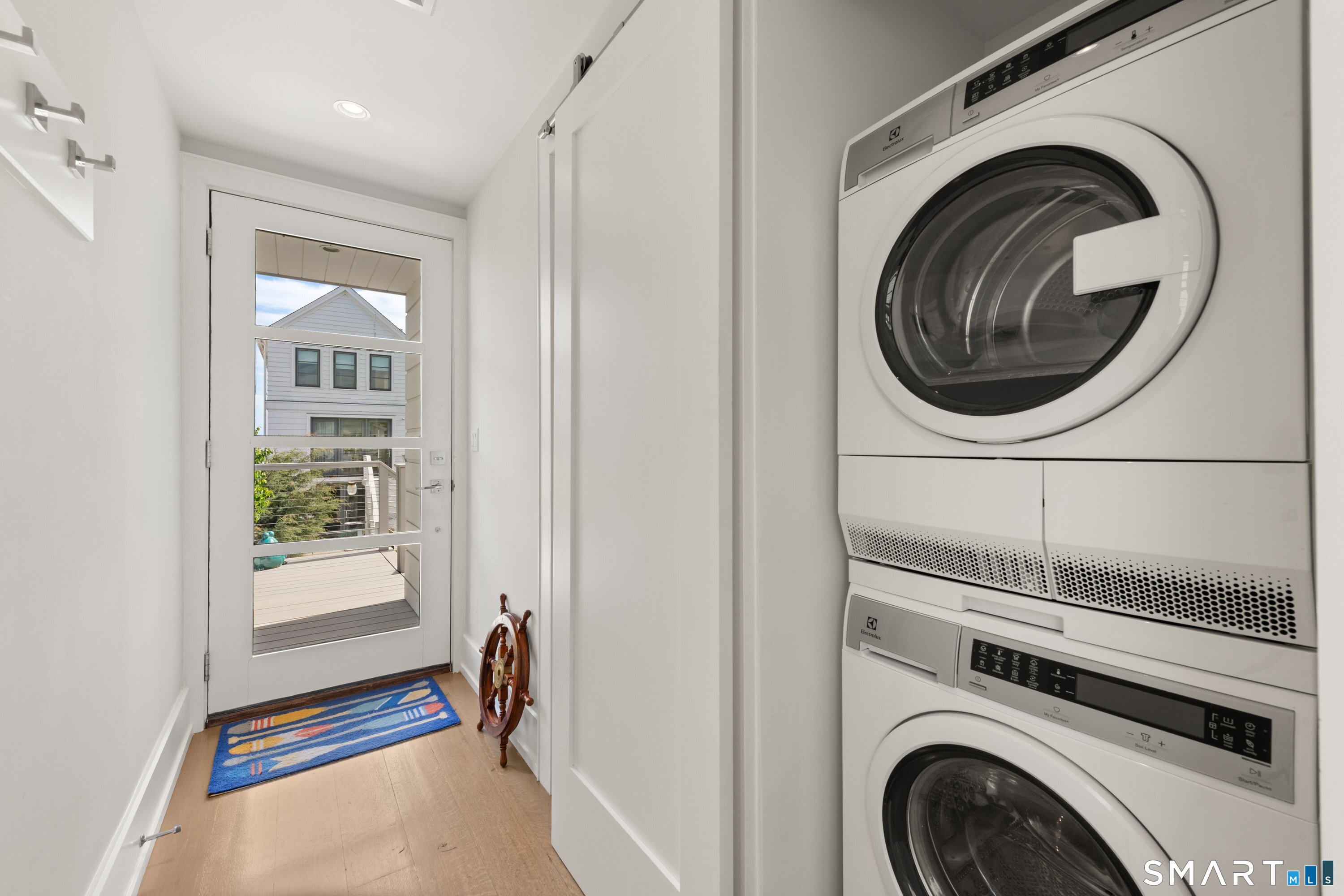 11 Old Mill Road Westport, CT 06880 - Photo 25 of 28