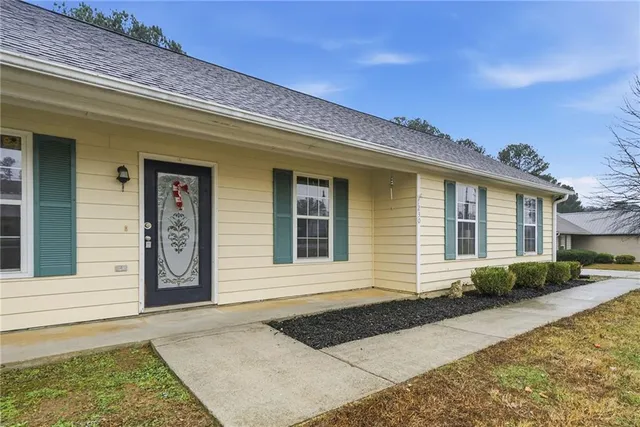 $259,900 | 1230 Park Street, Loganville, GA 30052