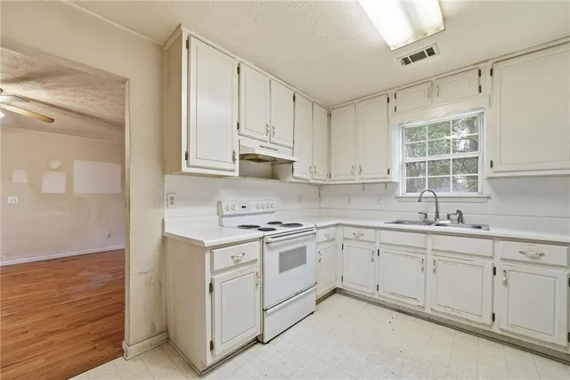 $259,900 | 1230 Park Street, Loganville, GA 30052