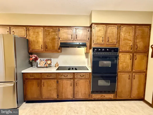 $474,900 | 988 Tub Run Hollow Road, Hedgesville, WV 25427