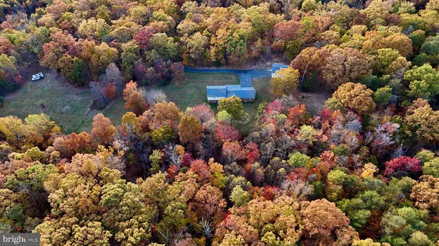 $474,900 | 988 Tub Run Hollow Road, Hedgesville, WV 25427