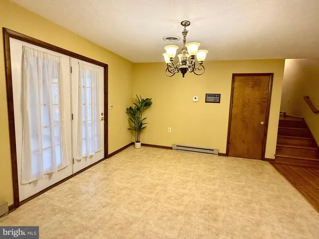 $474,900 | 988 Tub Run Hollow Road, Hedgesville, WV 25427