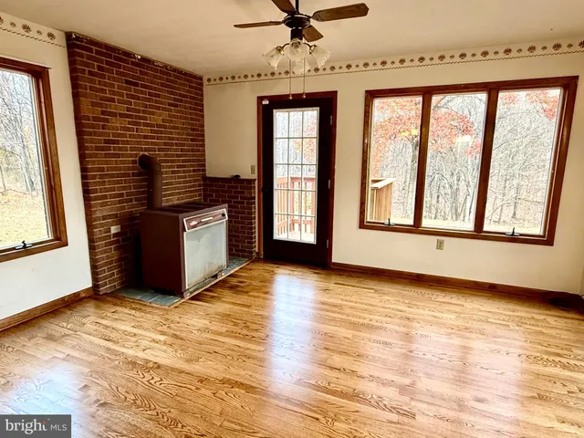 $474,900 | 988 Tub Run Hollow Road, Hedgesville, WV 25427