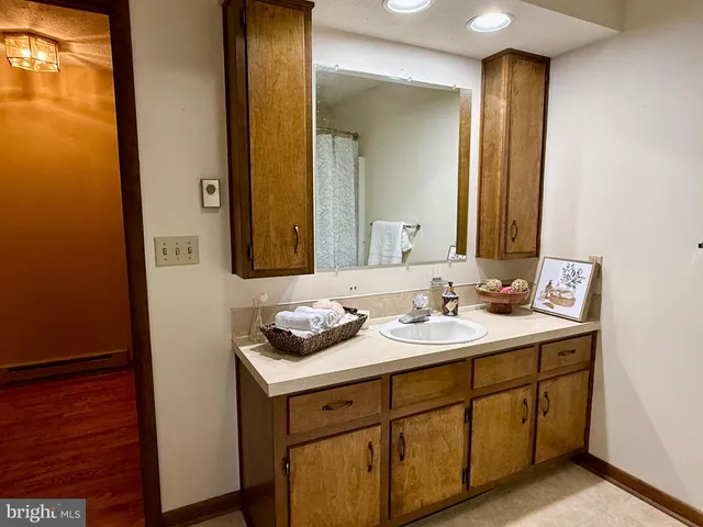 $474,900 | 988 Tub Run Hollow Road, Hedgesville, WV 25427