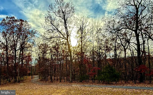 $474,900 | 988 Tub Run Hollow Road, Hedgesville, WV 25427