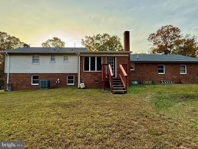 $474,900 | 988 Tub Run Hollow Road, Hedgesville, WV 25427