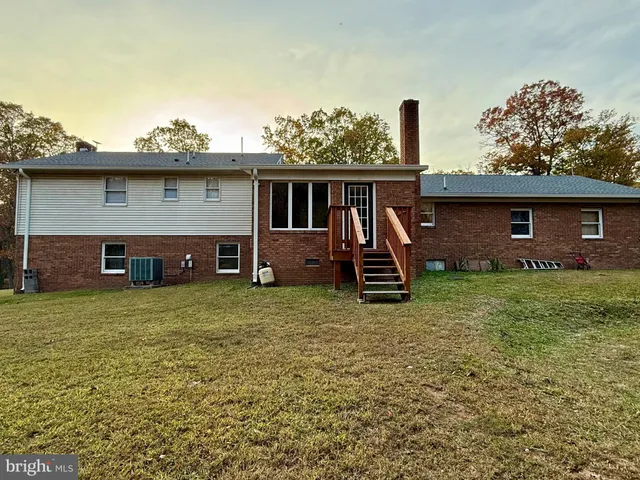 $474,900 | 988 Tub Run Hollow Road, Hedgesville, WV 25427