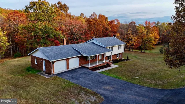 $474,900 | 988 Tub Run Hollow Road, Hedgesville, WV 25427