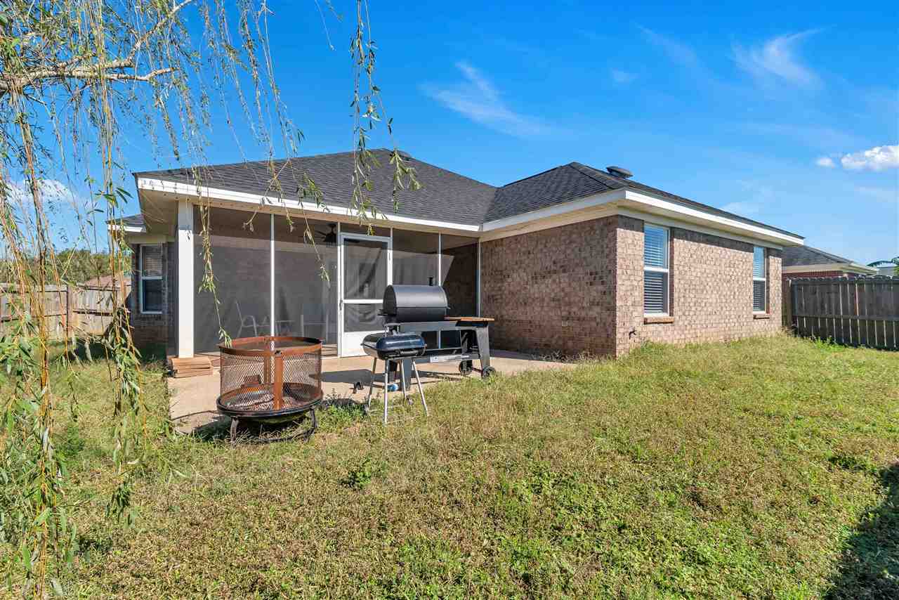 1056 Amazon Drive Foley, AL 36535 - Photo 2 of 19