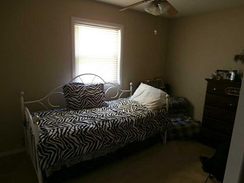 1756 North Franklin Road Greenwood, IN 46143 - Photo 4 of 13 Gallery Image 4