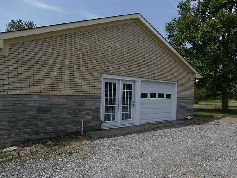 1756 North Franklin Road Greenwood, IN 46143 - Photo 8 of 13 Gallery Image 8