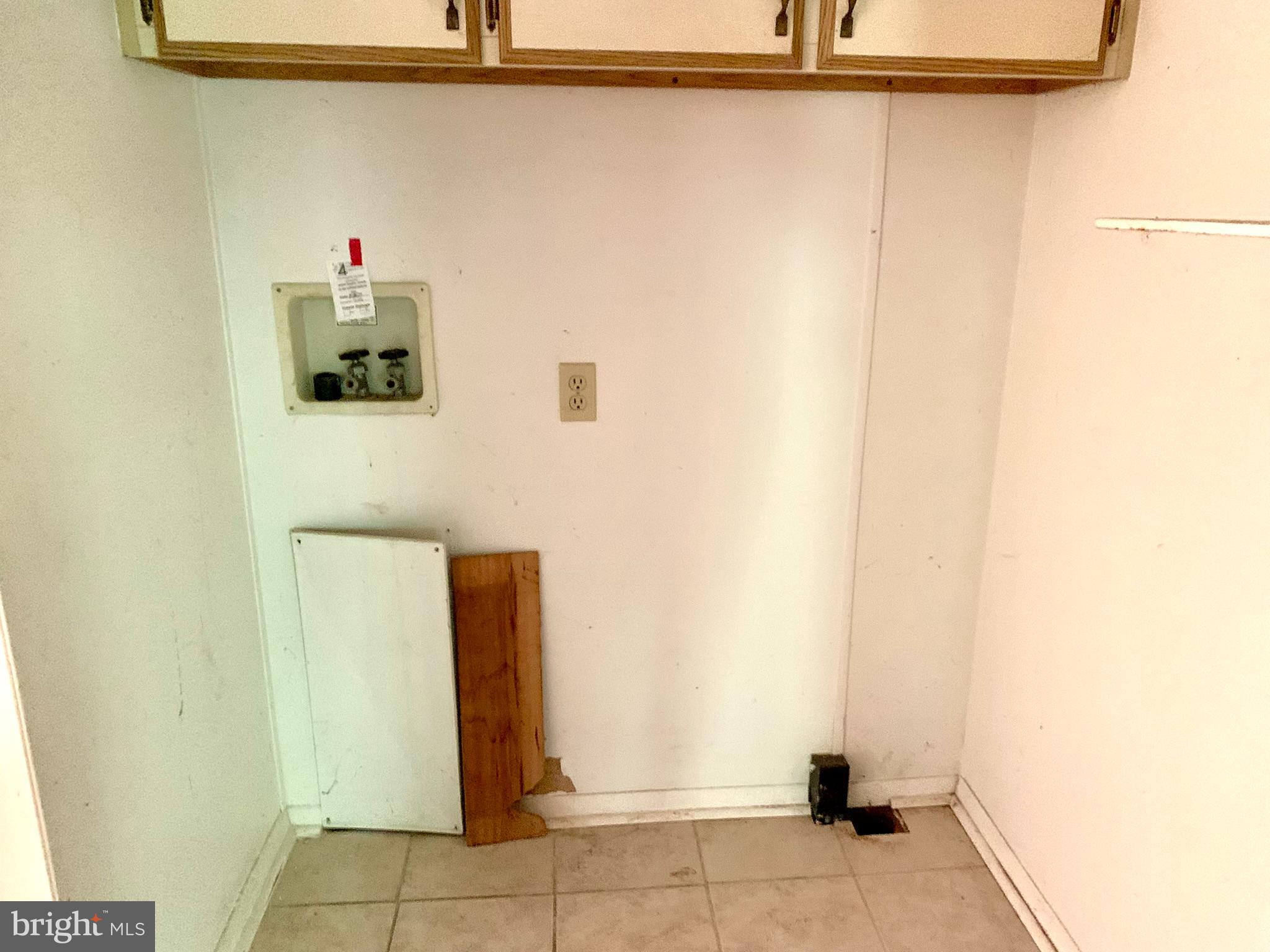 23661 Godwin School Road Millsboro, DE 19966 - Photo 20 of 28 laundry area