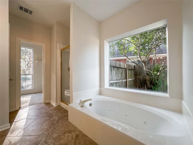 $511,000 | 2210 Crossbrook Court, League City, TX 77573