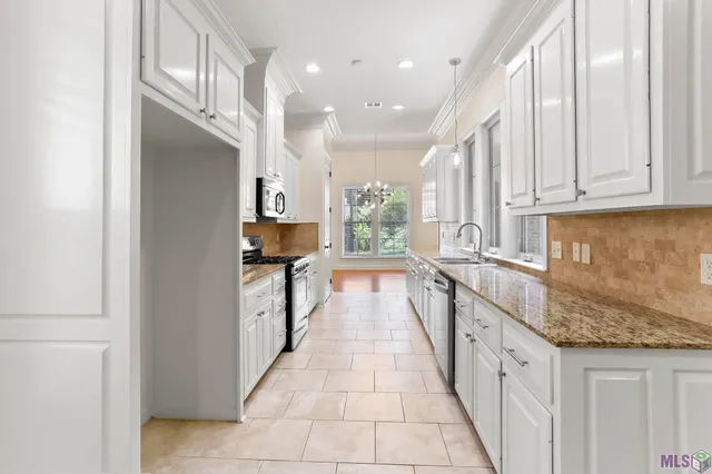 $2,350 | 2437 Fiero Street, Baton Rouge, LA 70808