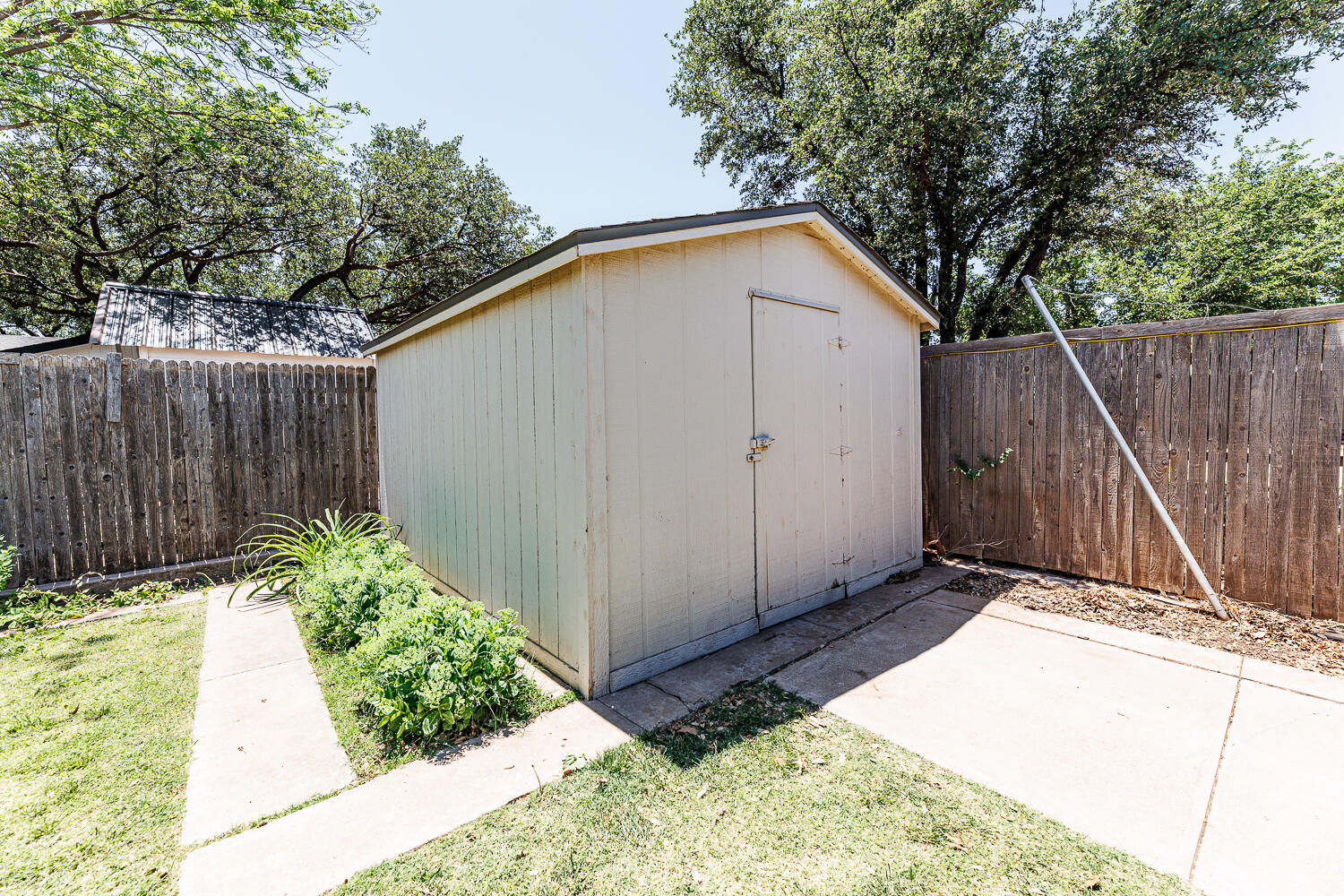 4419 79th Street Lubbock, TX 79424 - Photo 42 of 47 Storage Shed - Could Be a Workshop