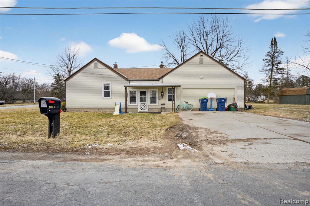 200 North River Road Saginaw, MI 48609 - Photo 39 of 50