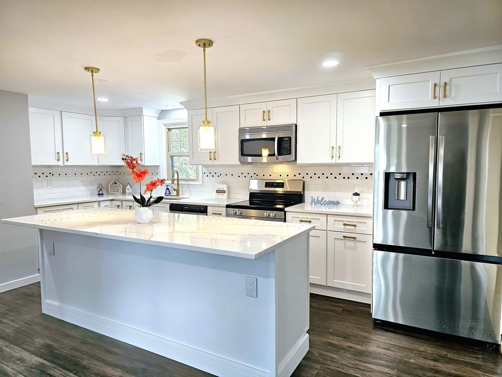 30 Princeton Road Sterling, MA 01564 - Photo 6 of 42 Gallery Image 6